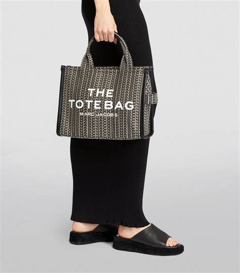 marc jacobs tote bags sale|where to buy the tote bag marc jacobs best price.